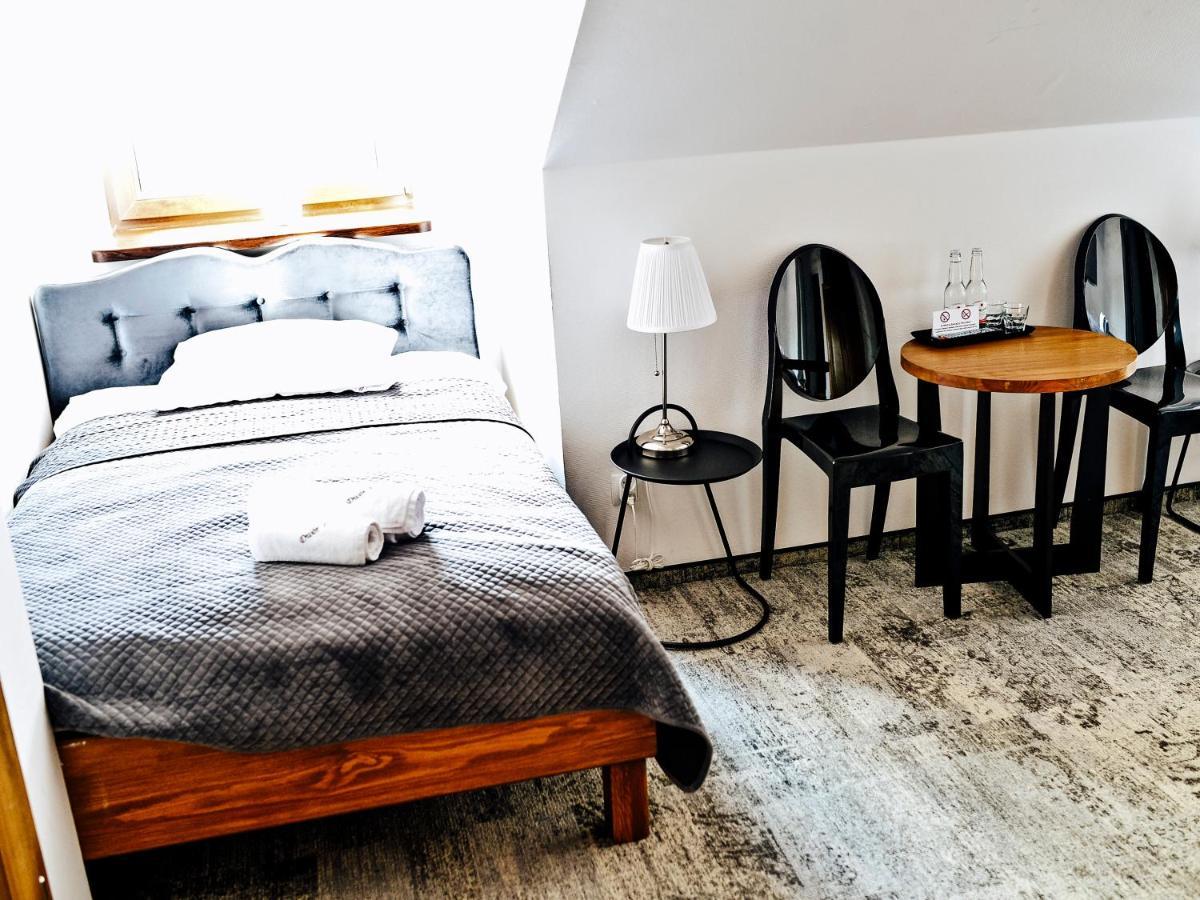 Dwor Karwacz Bed & Breakfast Przasnysz Eksteriør bilde