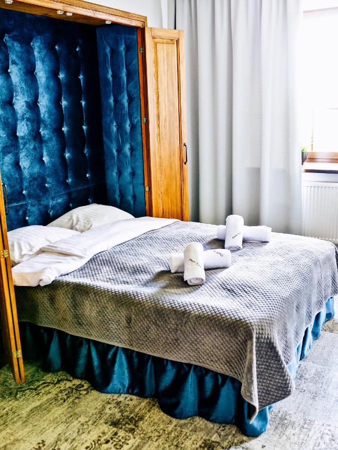 Dwor Karwacz Bed & Breakfast Przasnysz Eksteriør bilde